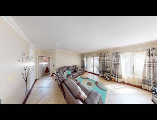 3 BEDROOM HOUSE FOR SALE IN KENLEAF